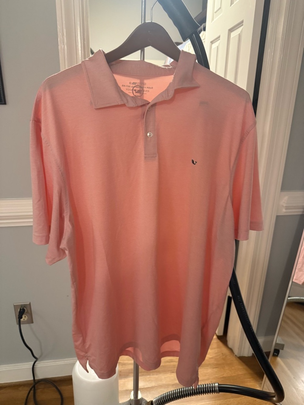 VGUC Vineyard Vines “On the Go Sankaty” Men's Light Pink Polo